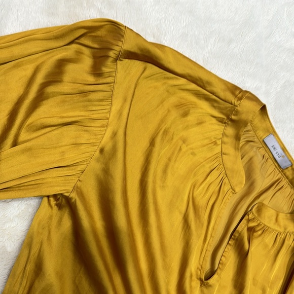 Marks & Spencer’s Silk gold top with balloon arms - Picture 5 of 6